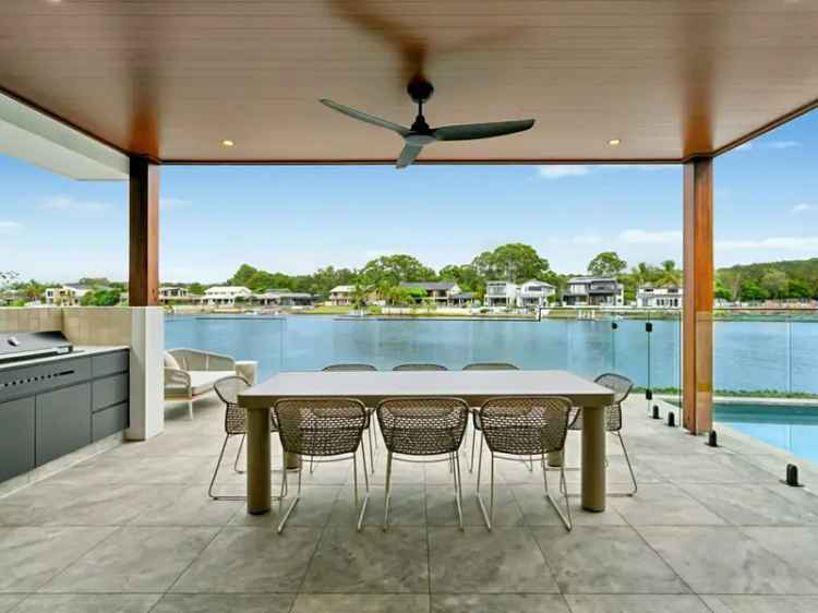 Rent waterfront home in Palm Beach with luxurious features