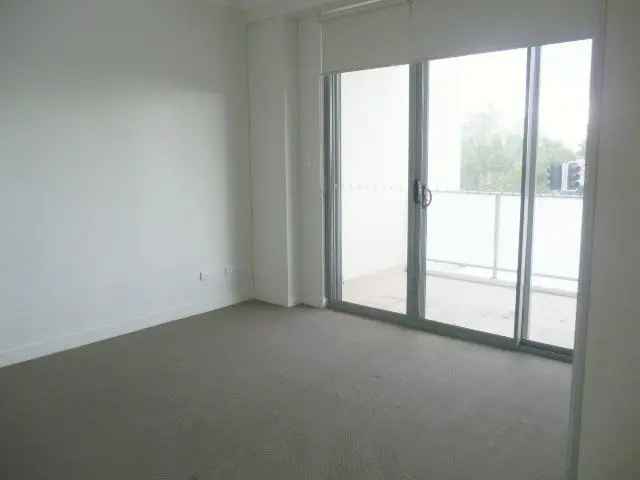 Spacious 1-Bedroom Hurstville Apartment Near Transport