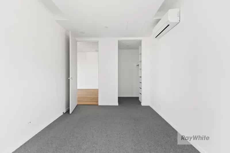 3 rooms apartment of 193 m² in Melbourne
