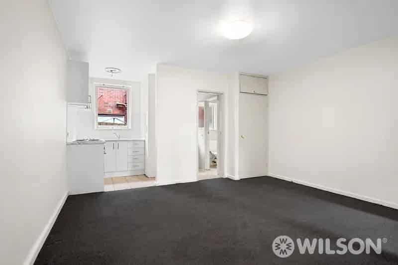 2 rooms apartment of 124 m² in Melbourne
