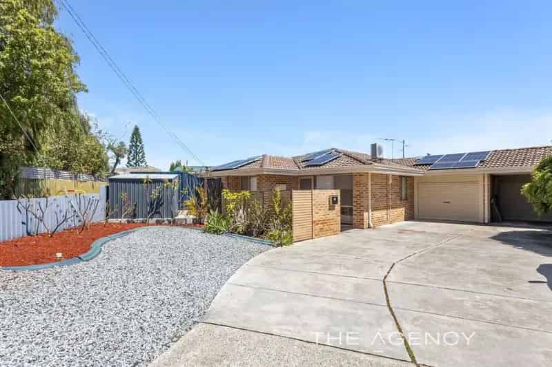 Duplex/Semi-detached For Sale - 10B Stanley Place, Padbury WA 6025