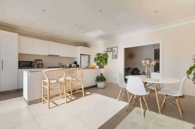 Lease double fronted residence in Lilyfield with water views