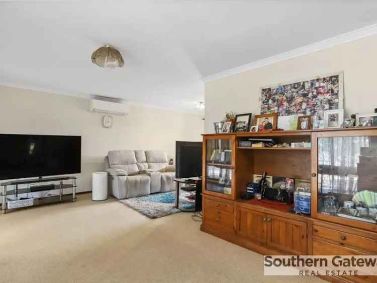 House For Sale in City of Kwinana, Western Australia