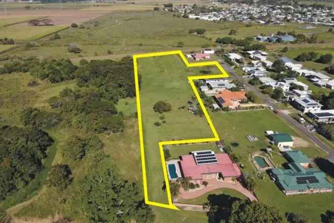 1.78 Hectare Residential Block Ingham Subdivision Potential