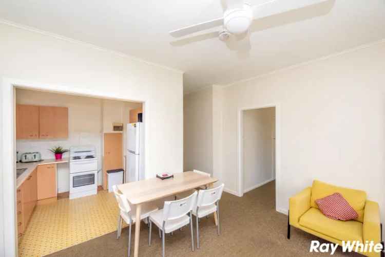 Forster 2-Bedroom Unit Near Shops