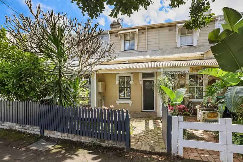 Real Estate For Lease - 39 Pittwater Road - Manly , NSW