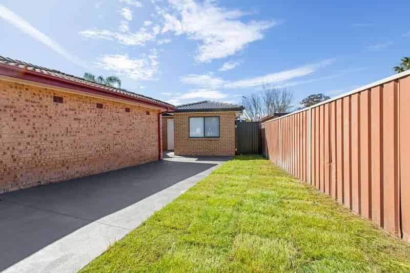2 rooms house of 137 m² in Sydney