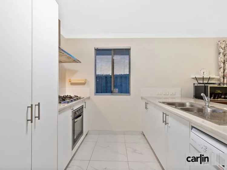 3 Bedroom 2 Bathroom Home in Wellard