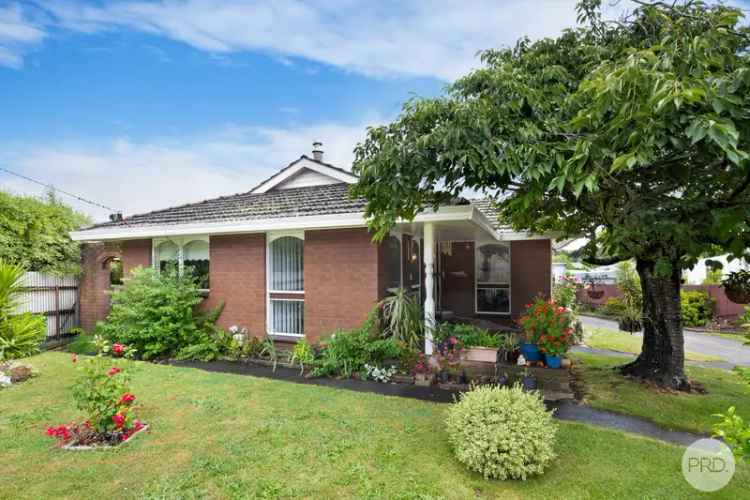 Solid 3-Bedroom Home in the Heart of Creswick