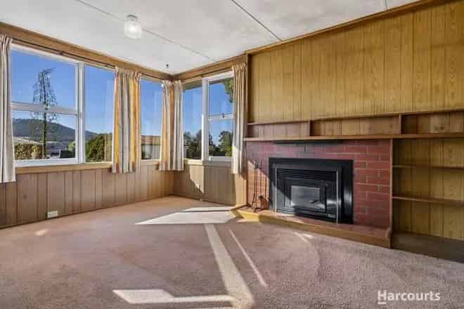 House For Sale , 2, Young Court, Hobart, Tasmania