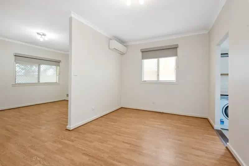 Versatile 3x1 Residence with Modern Upgrades & Exceptional Shedding