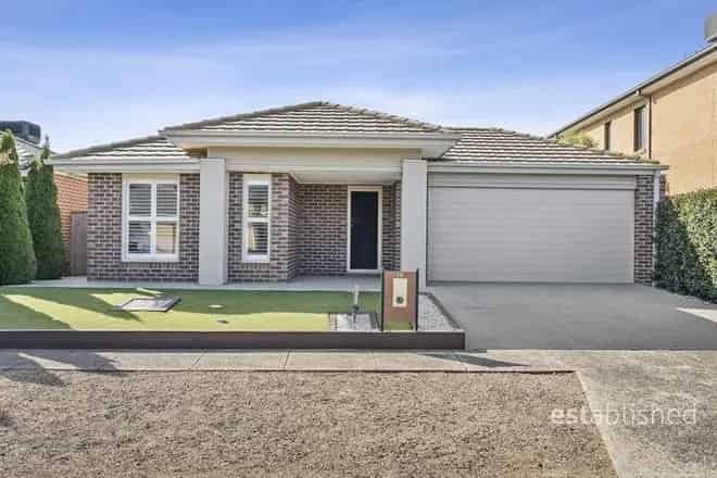 House For Sale , 15, Manna Way, Melbourne, Victoria