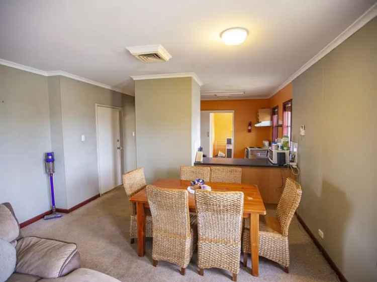 South Hedland 4 Bed 1 Bath Home High Rental Return