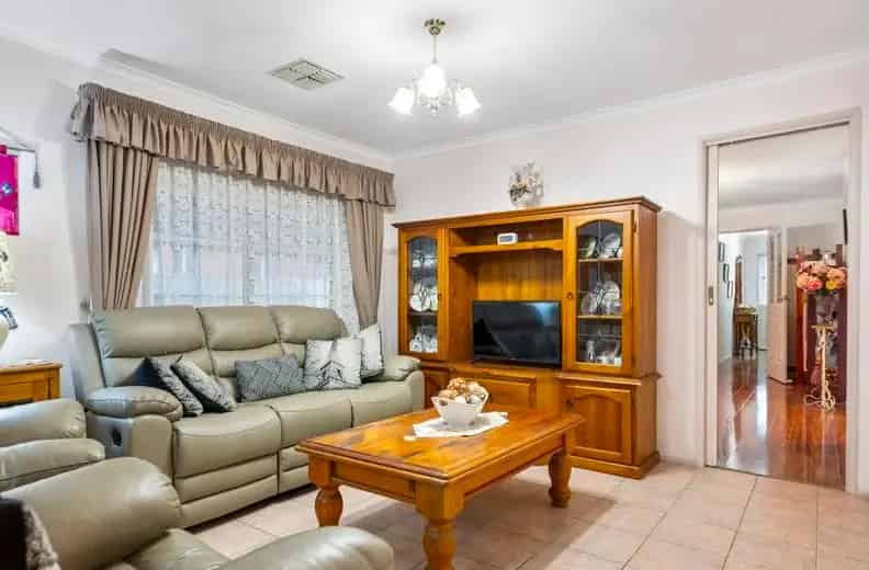 Spacious 3 bedroom home!