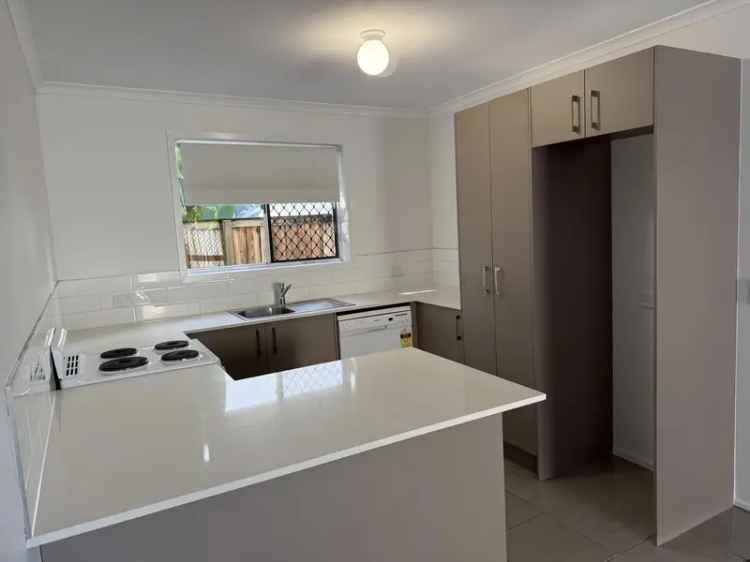 2 Room House 10921 m² Gold Coast City Almost Beachside Living