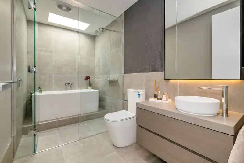 Real Estate For Lease - 11/202 Mountain View Road - Briar Hill , VIC