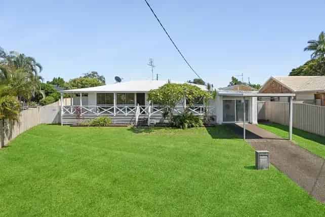 Charming Coastal Home in Quiet Maroochydore Pocket