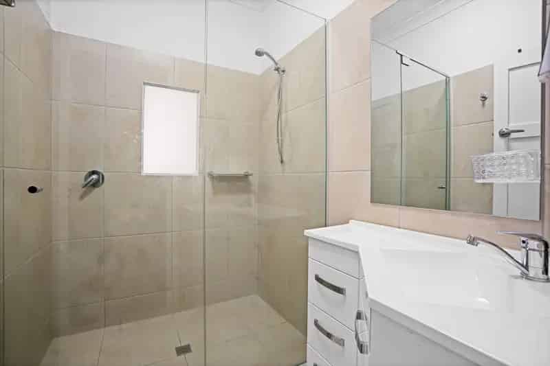 44 Barton Road, Gympie QLD 4570 - House For Lease