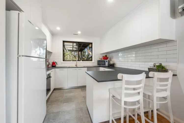 Buy Family Home in Macarthur with 4 Bedrooms and Ensuite Features