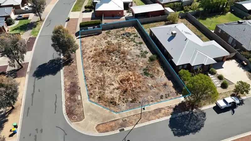 Fantastic Opportunity North Links Estate