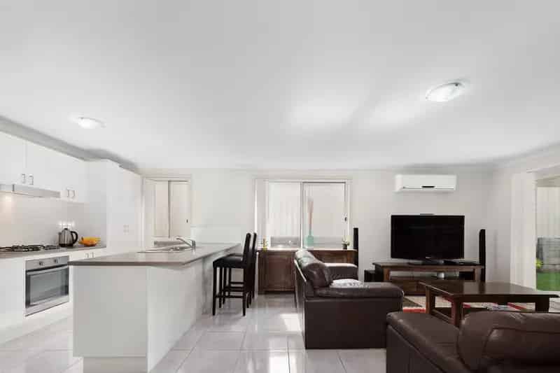 Real Estate For Lease - 15 Harrow Street - Thornton , NSW
