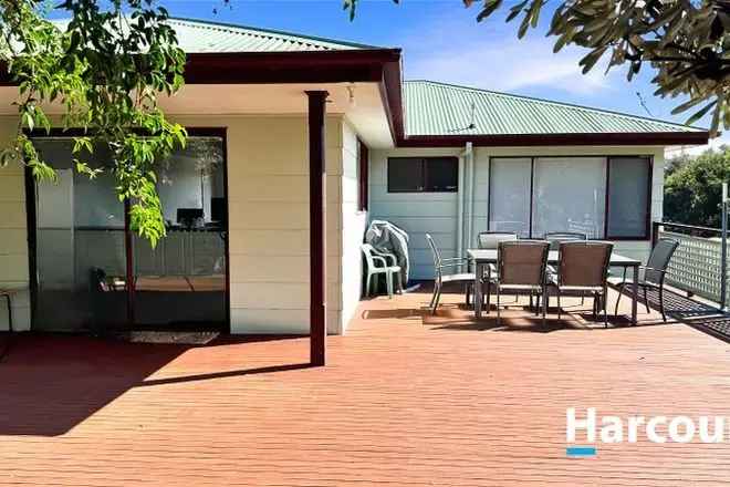 House For Sale in Binalong Bay, Tasmania