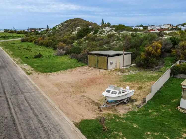 Land For Sale in Port Denison, Western Australia