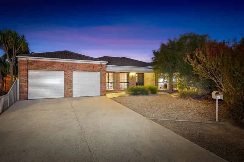 Quiet Court, Spacious Living - Your Dream Family Home on 859m² in Invermay Park!