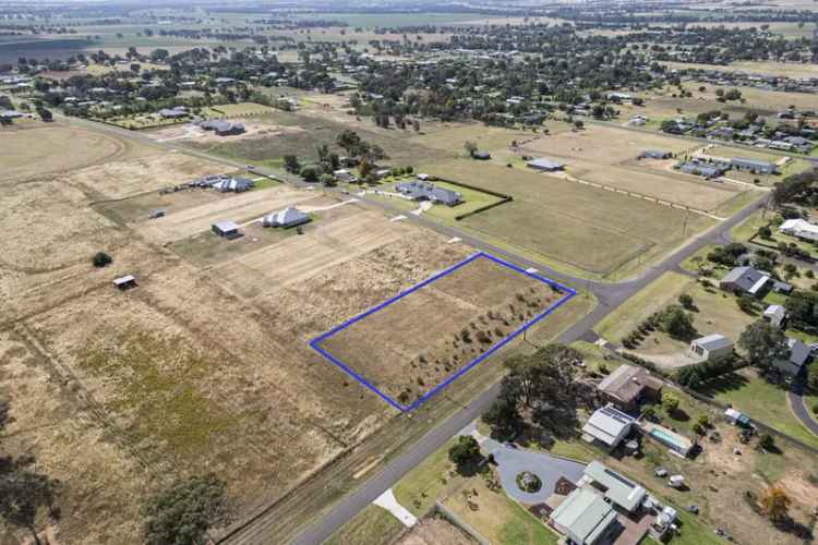 Luxury 7-Bedroom Home Site with Stunning Views Cowra