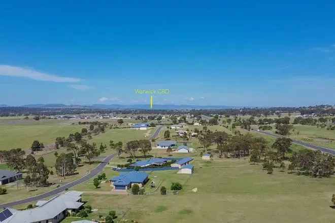 House For Sale in 24, Condavale Drive, Southern Downs Regional, Queensland