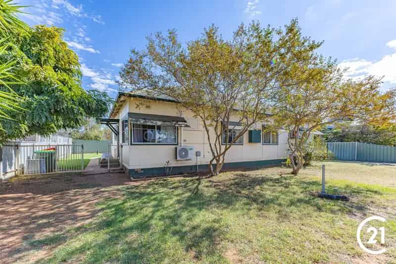 22 Close Street, Parkes NSW 2870 - House For Sale