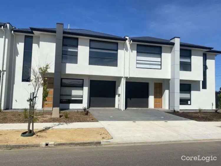 Townhouse For Lease 3 Bed 1 Bath Ascot Park