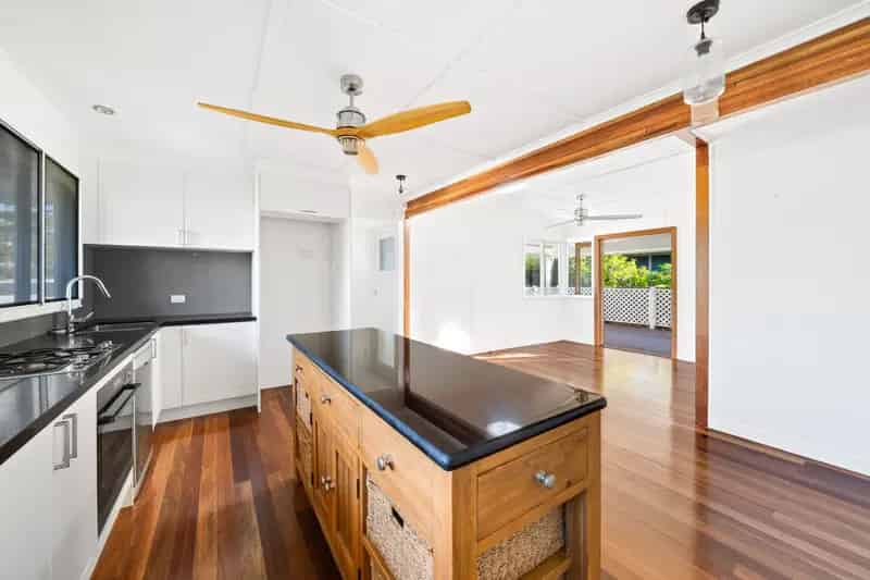 Real Estate For Lease - 14 Chesterfield Street - Wavell Heights , QLD