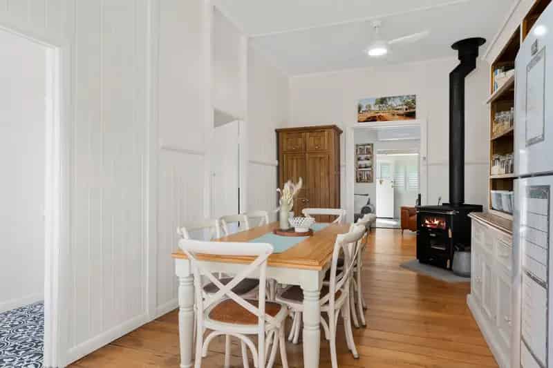 UNDER OFFER