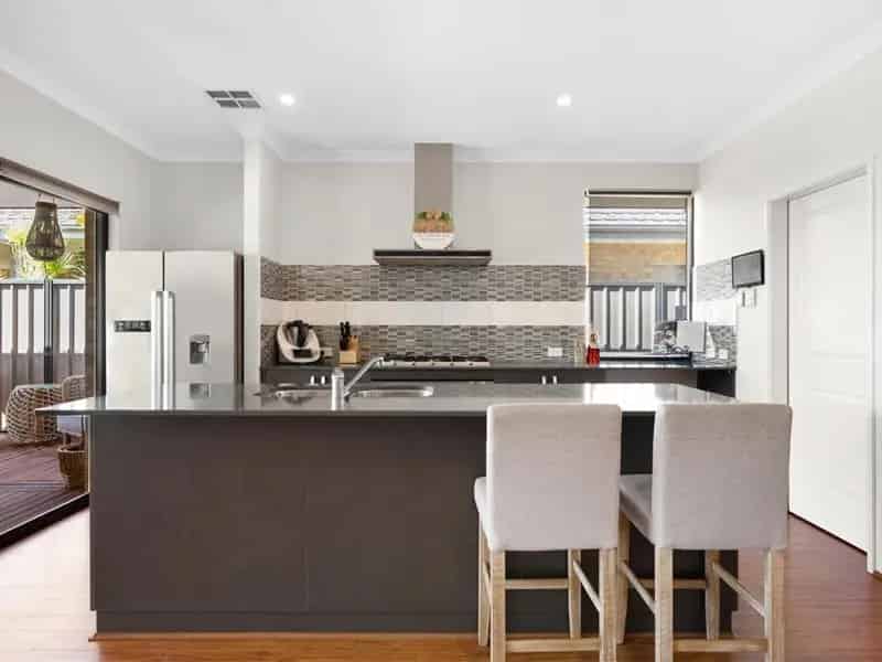House For Sale , 14, Marnbu Road, City of Gosnells, Western Australia