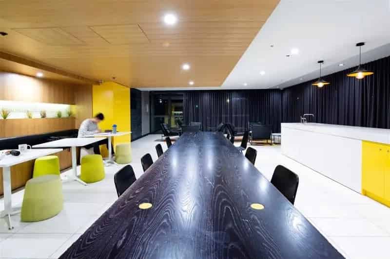 1 room apartment of 194 m² in Melbourne