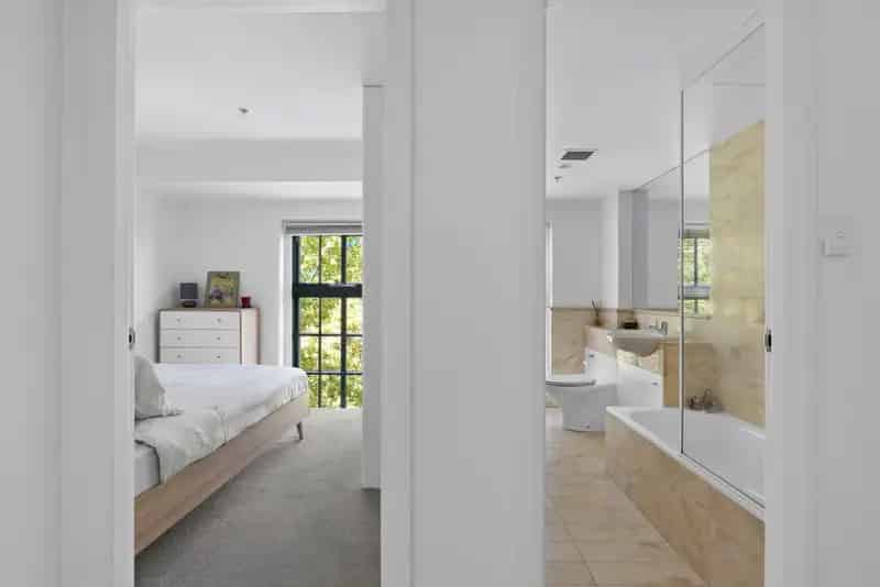 2 rooms apartment of 319 m² in Sydney