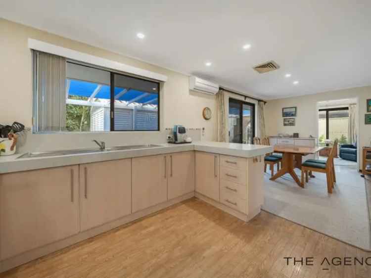 House For Sale in City of Canning, Western Australia