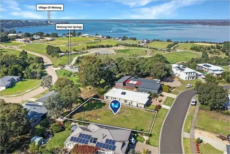 Build Your Dream Sanctuary on Land in Kings Cove Estate Metung