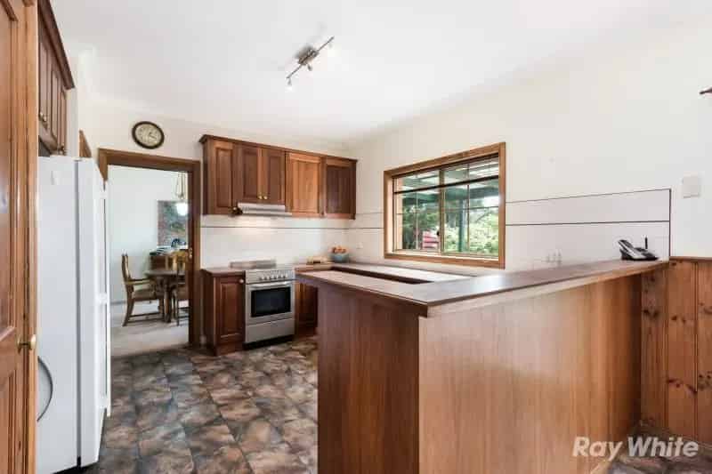 Buy Country Home in a Quiet Location with Spacious Living and Outdoor Charm