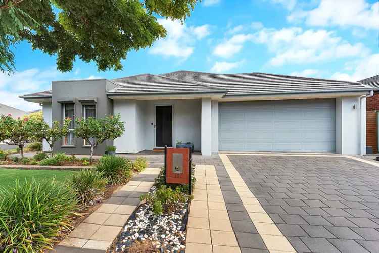 A Spacious Family Sanctuary in Mawson Lakes