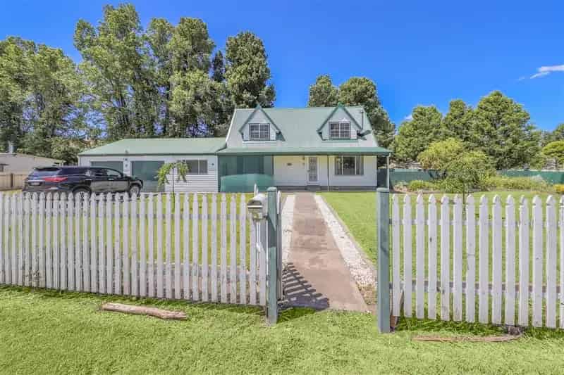 Buy House in Adelong with Modern Touches and Backyard Oasis