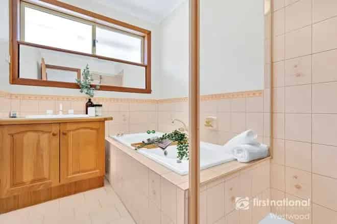 House For Rent , 6, Delmont Street, Melbourne, Victoria