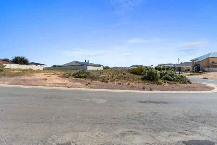 Buy Corner Building Block in Wallaroo Marina Precinct 715m2 Land