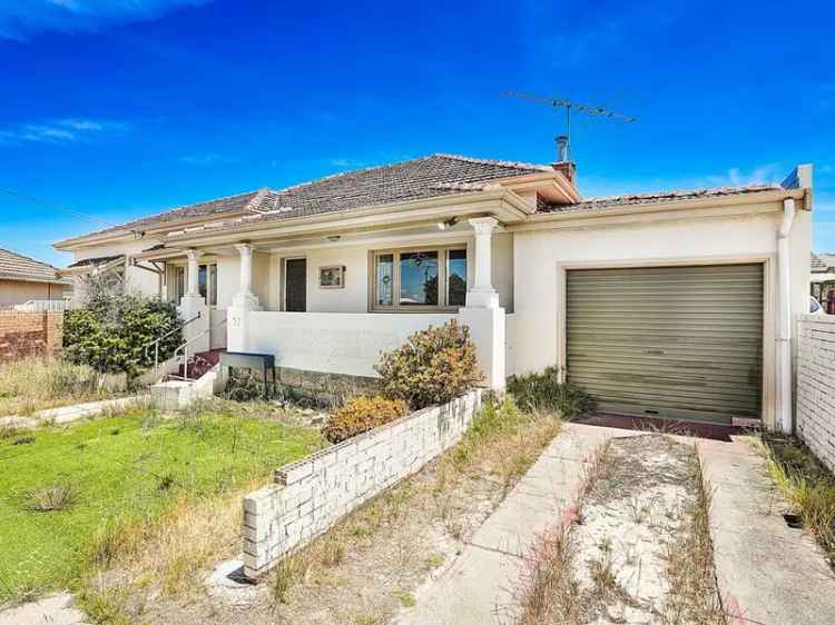 House For Sale in City of Stirling, Western Australia