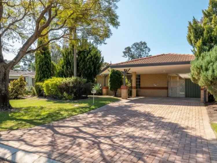 4 Bed 2 Bath Family Home in Canning Vale -  Serene Cul-de-sac Location