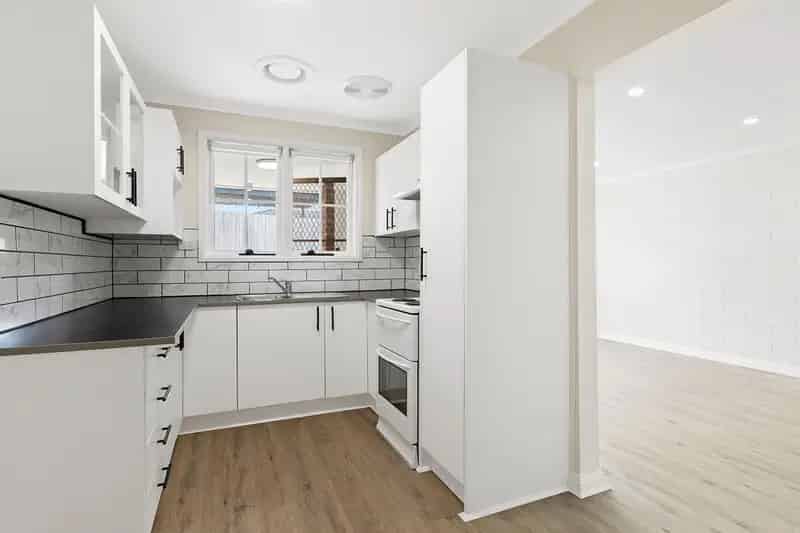 Buy renovated villa in Mordialloc with courtyard and modern features