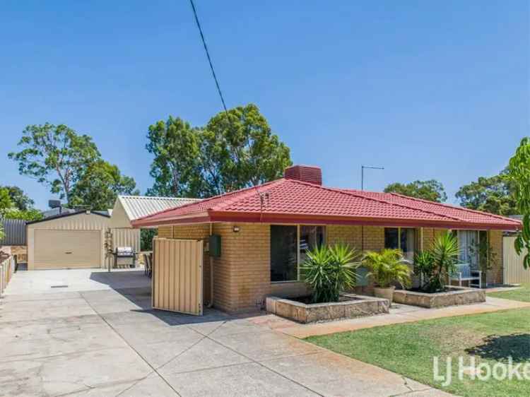 House For Sale in City of Gosnells, Western Australia