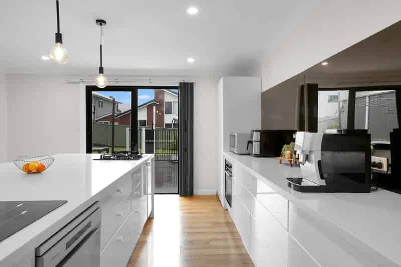 Single Level Family Home With Large Garage