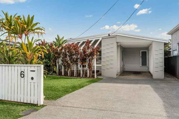 Stunning Home On Stanillon!